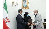 قدردانی از عضو شرکت صنایع شیمی پارک علم و فناوری البرز به‌عنوان واحد تولیدی نمونه ملی